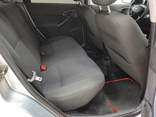 Ford Focus, 2004 года, пробег 288786 км
