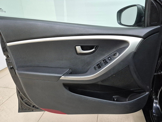 Hyundai i30 Classic, 2012 года, пробег 252075 км