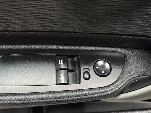 BMW 1 серии, 2009 года, пробег 269000 км