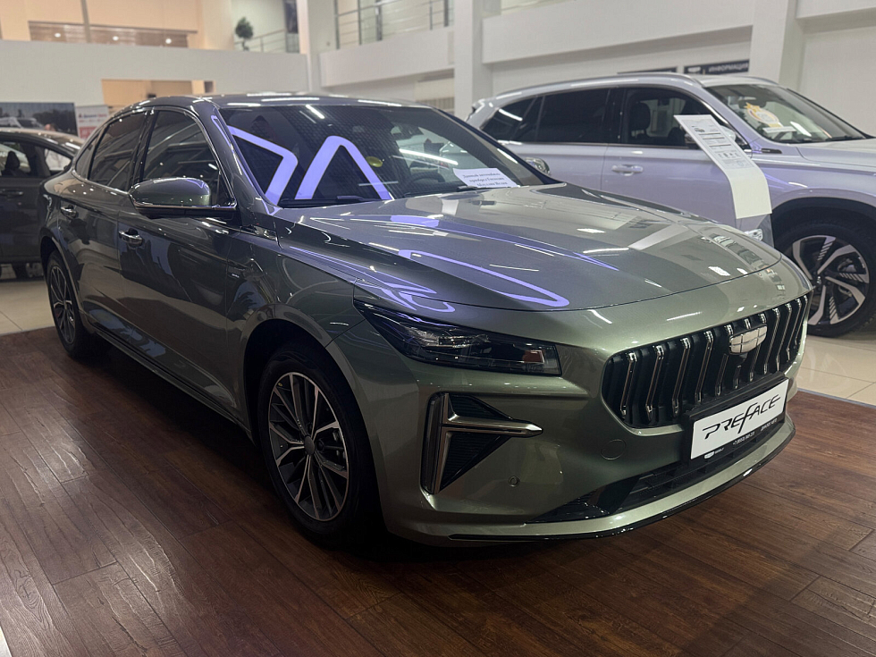 Geely Preface Flagship, зеленый