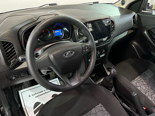 Lada (ВАЗ) XRAY Comfort, 2017 года, пробег 124000 км