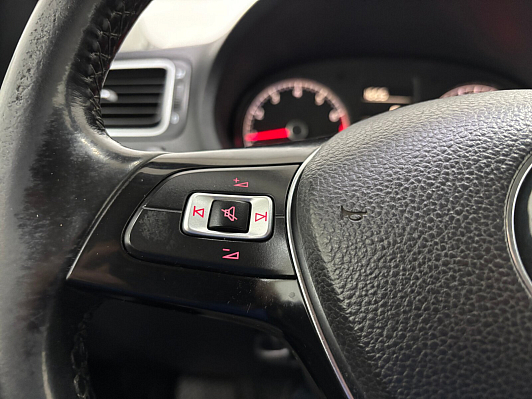 Volkswagen Polo Highline, 2016 года, пробег 196393 км