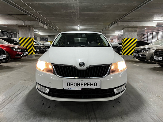 Skoda Rapid, 2014 года, пробег 145000 км