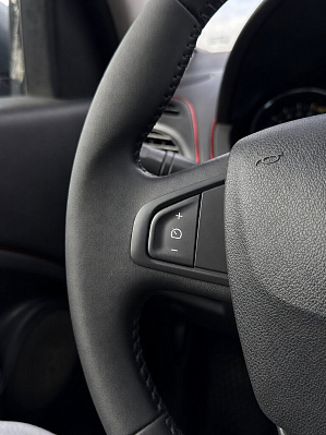 Renault Fluence, 2011 года, пробег 302000 км