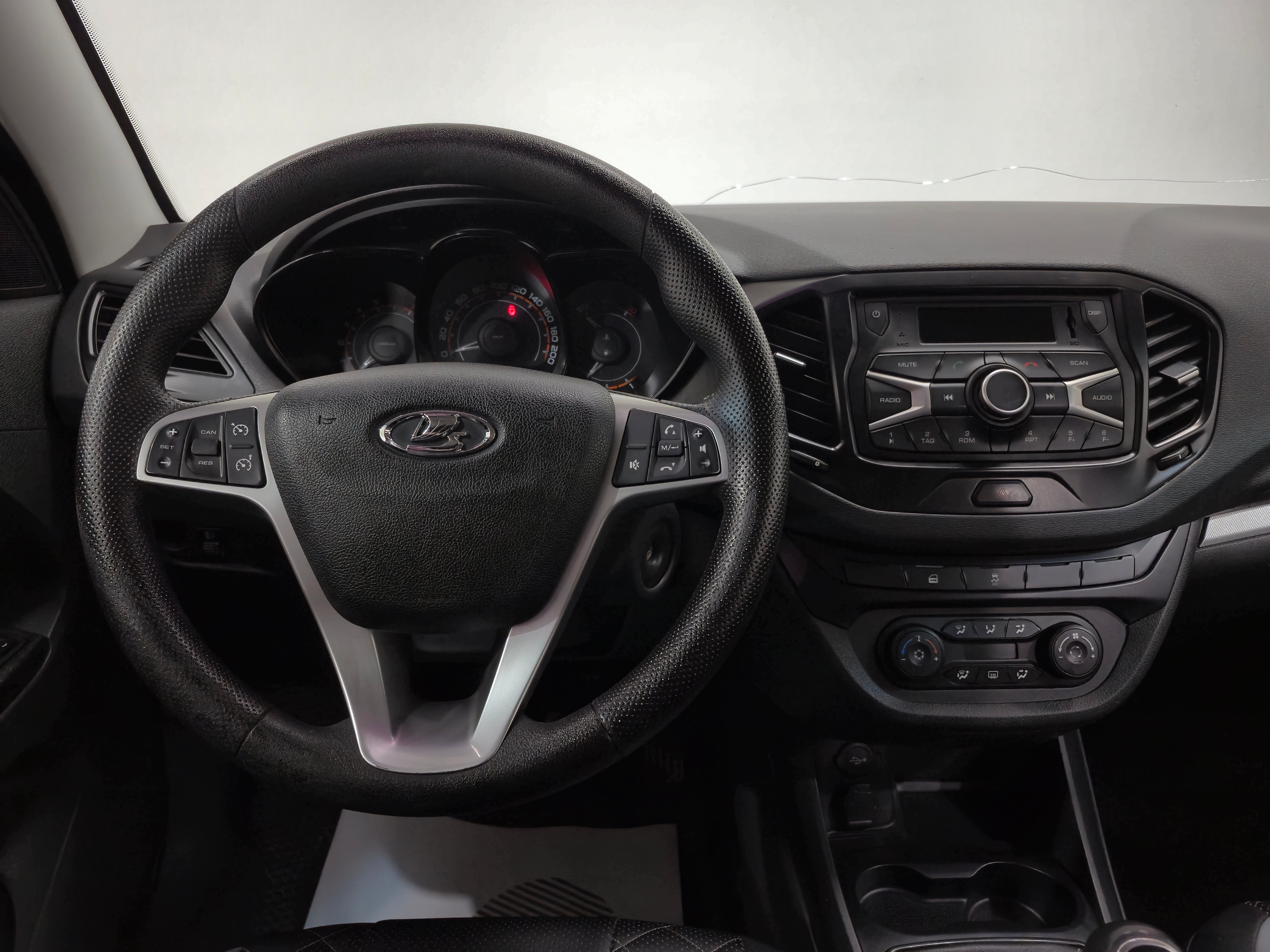 Lada (ВАЗ) Vesta Comfort, 2017 года, пробег 103515 км