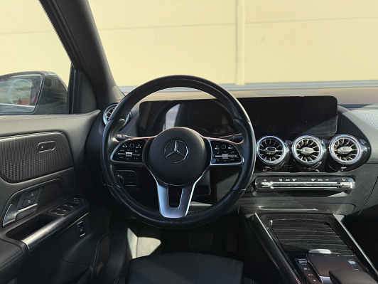 Mercedes-Benz GLA GLA 200 Progressive, 2020 года, пробег 38018 км