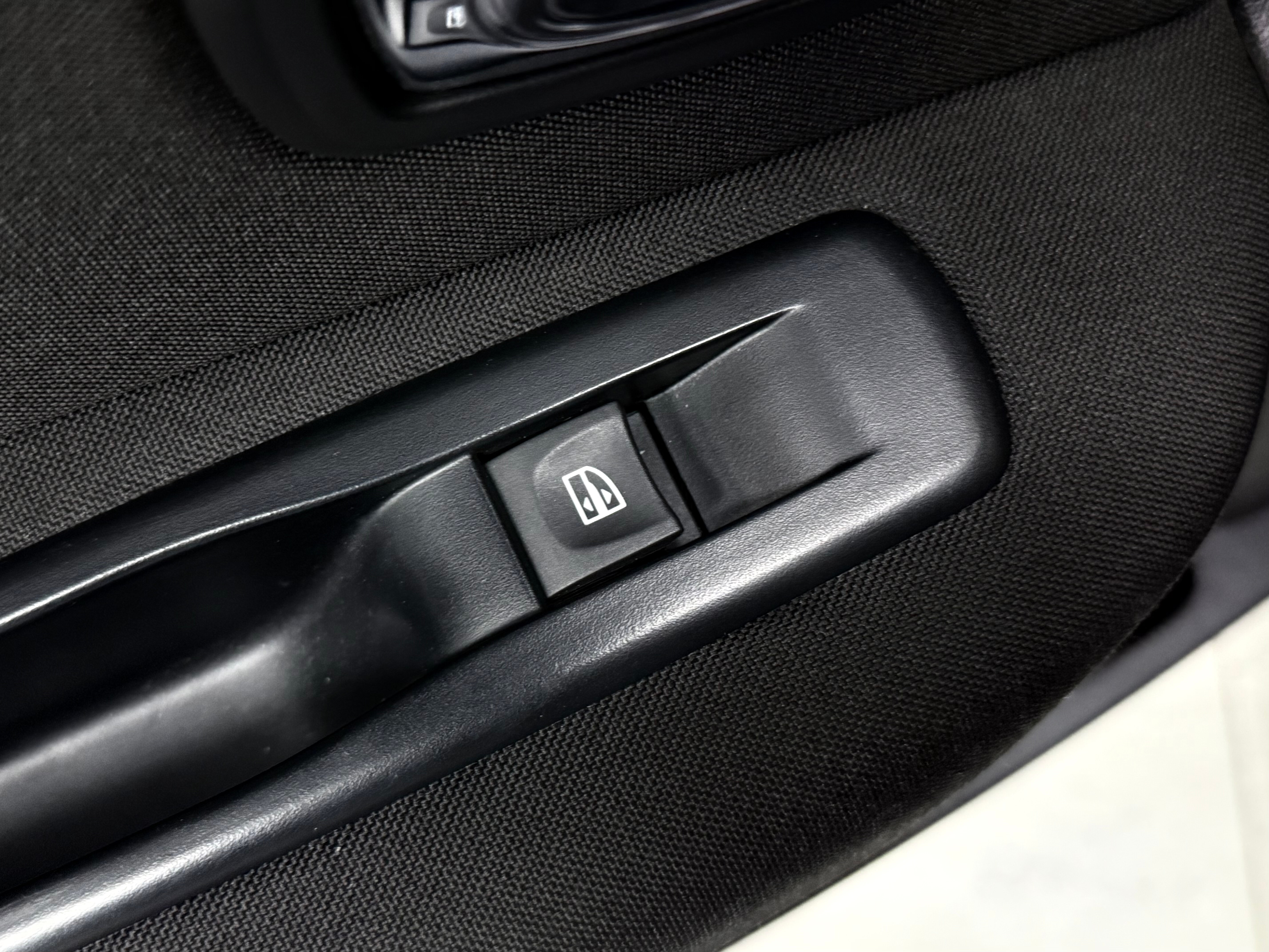 Renault Fluence, 2012 года, пробег 194795 км