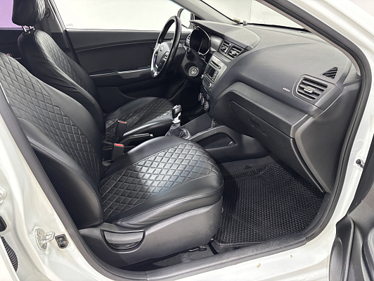 Kia Rio Luxe, 2017 года, пробег 134630 км