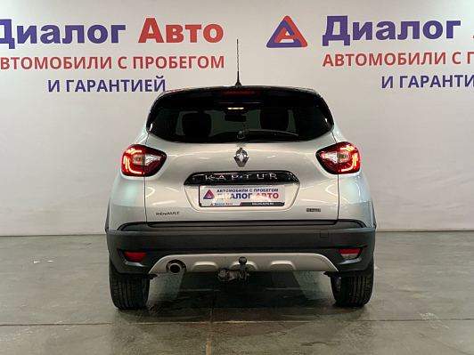 Renault Kaptur Drive, 2016 года, пробег 135000 км