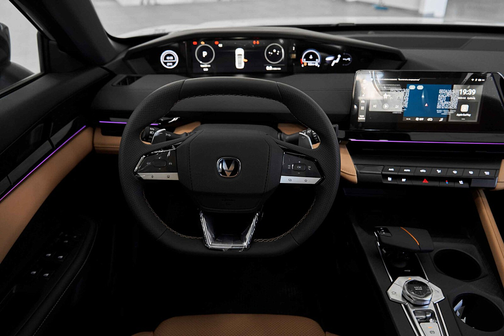 Changan UNI-V Tech, серый