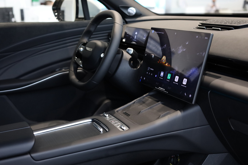 Omoda C7 Lifestyle, серебряный