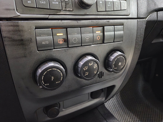 УАЗ Patriot, 2015 года, пробег 76935 км