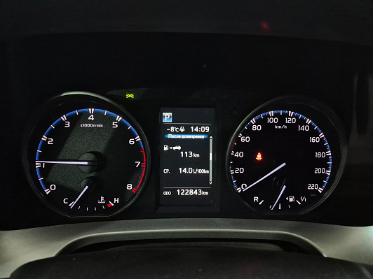 Toyota RAV4, 2017 года, пробег 122842 км