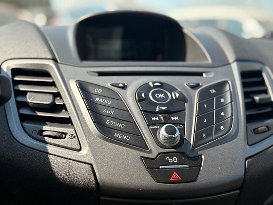 Ford Fiesta Ambiente, 2016 года, пробег 65761 км