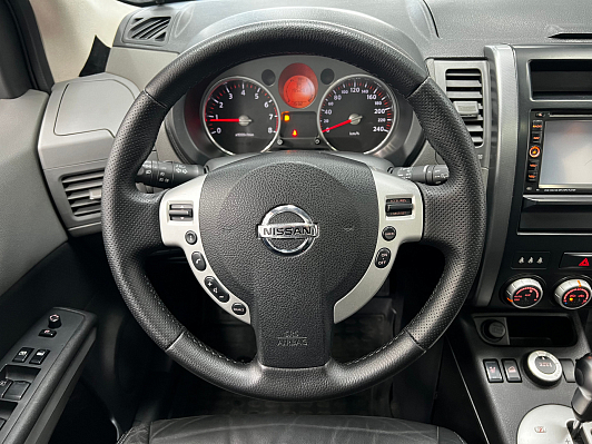 Nissan X-Trail LE, 2008 года, пробег 195290 км