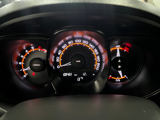 Lada (ВАЗ) Vesta Comfort Winter, 2020 года, пробег 108000 км