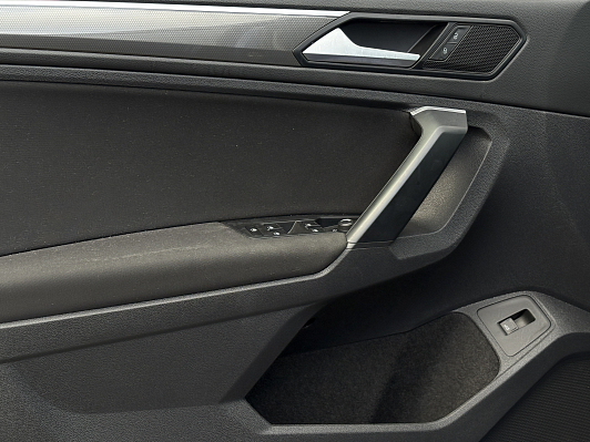 Volkswagen Tiguan CONNECT, 2020 года, пробег 139443 км