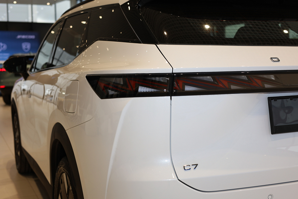 Omoda C7 Драйв, белый