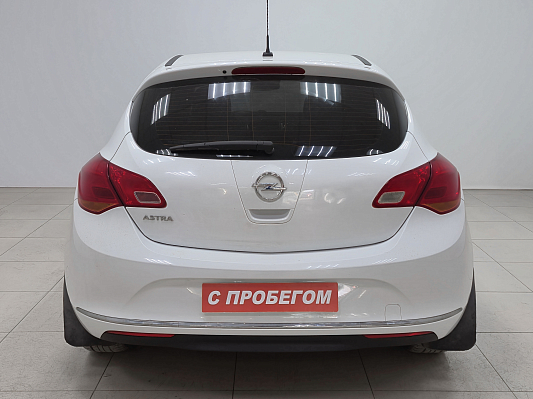 Opel Astra Cosmo, 2013 года, пробег 202876 км