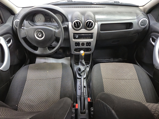 Renault Logan Prestige, 2014 года, пробег 174975 км