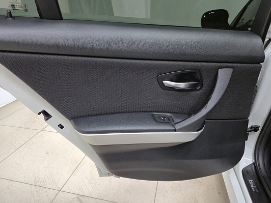 BMW 3 серии, 2011 года, пробег 183915 км