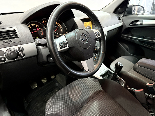 Opel Astra Enjoy, 2011 года, пробег 159000 км
