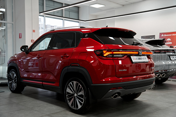 Changan CS35 Plus Tech, красный