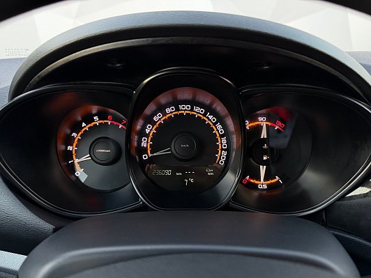 Lada (ВАЗ) Vesta Comfort, 2021 года, пробег 236100 км