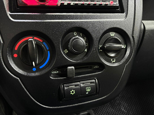 Lada (ВАЗ) Granta Comfort Multimedia Glonass 21901-51-27G, 2014 года, пробег 143414 км