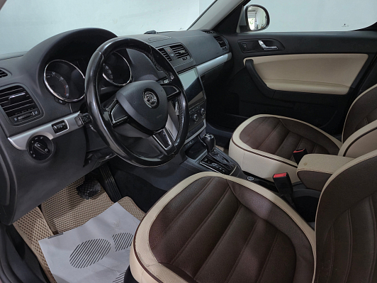Skoda Yeti Style, 2016 года, пробег 230985 км