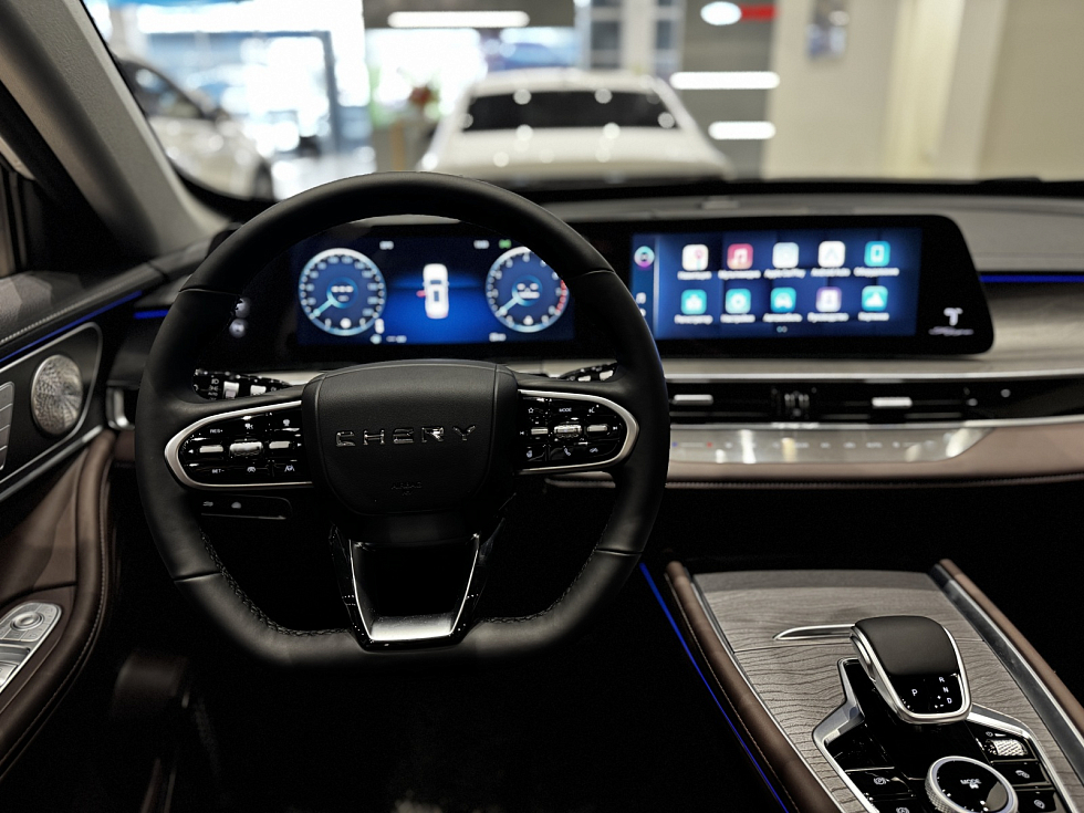 Chery Tiggo 8 Pro Max Ultimate 4WD, серебряный