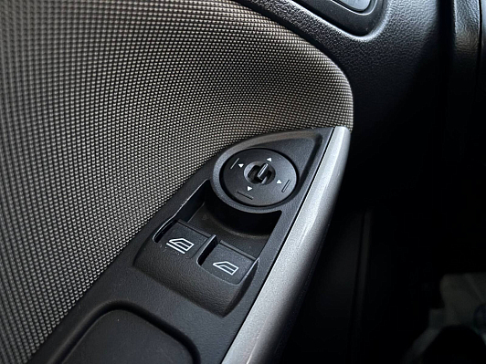 Ford Focus SYNC Edition, 2012 года, пробег 200225 км