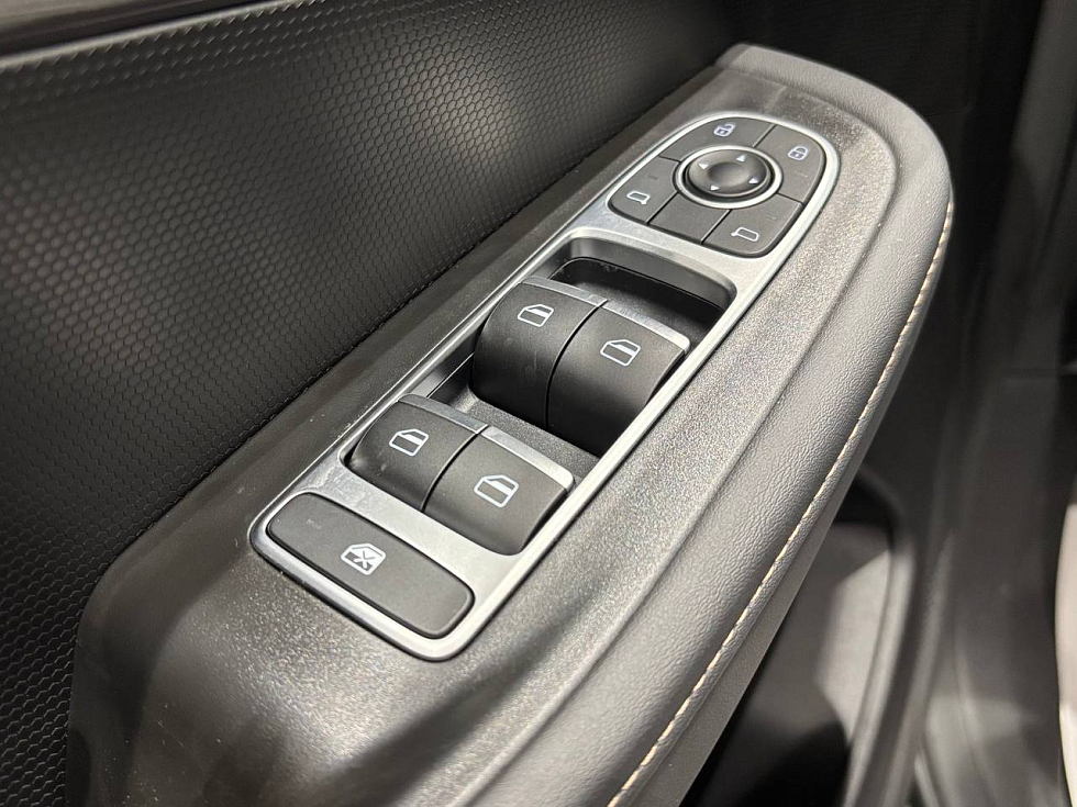 Omoda C5 Drive, серебряный