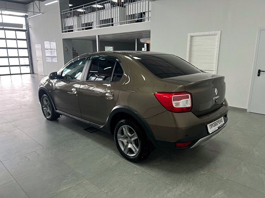 Renault Logan Stepway Drive, 2020 года, пробег 141000 км