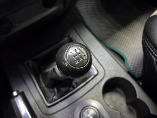 УАЗ Patriot, 2015 года, пробег 76935 км