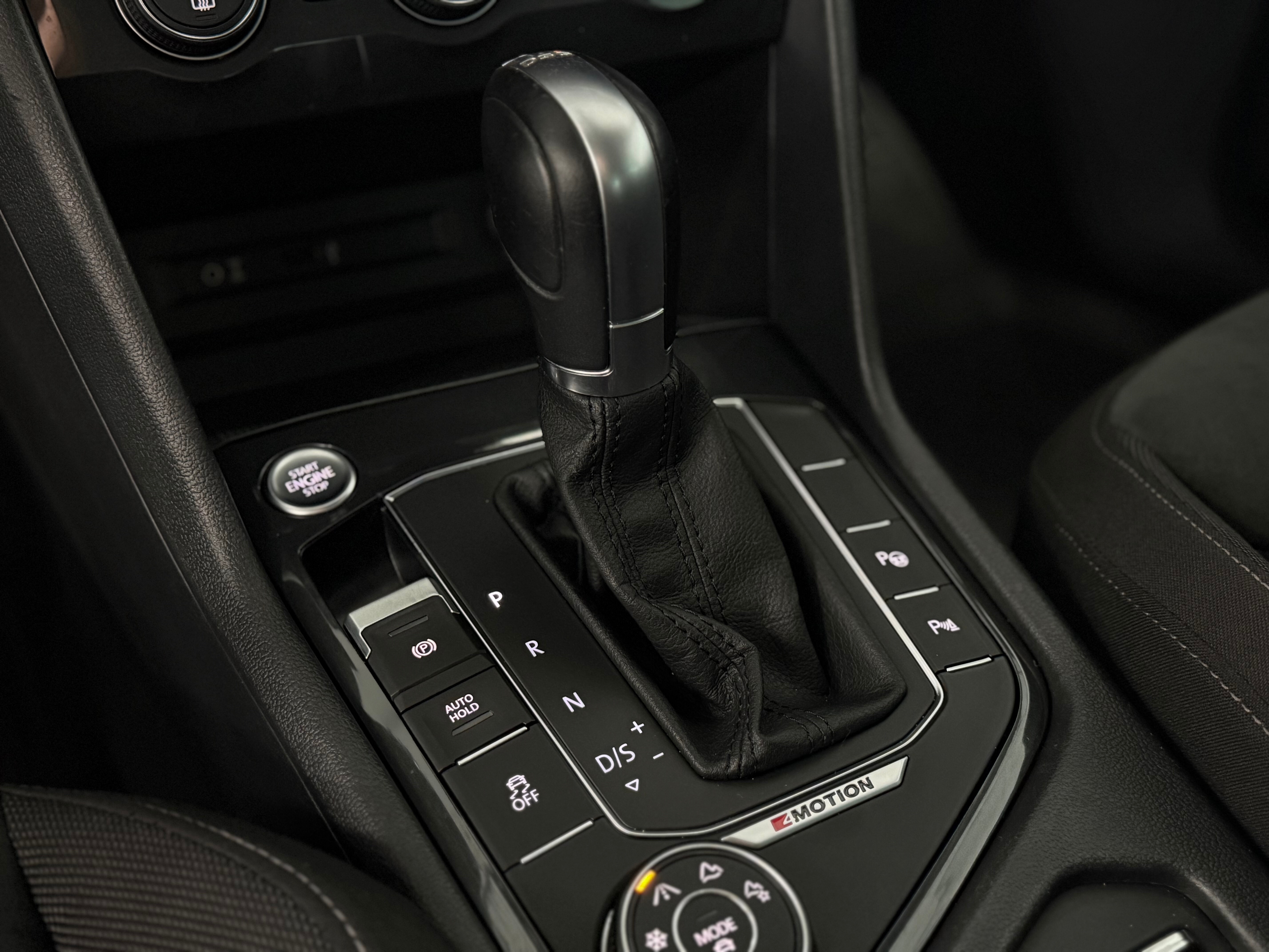 Volkswagen Tiguan Exclusive, 2017 года, пробег 171111 км