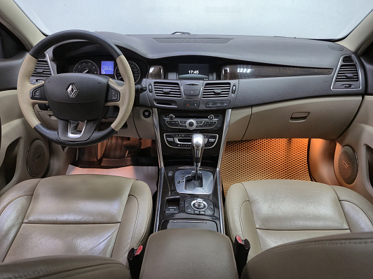 Renault Latitude Privilege, 2012 года, пробег 234550 км