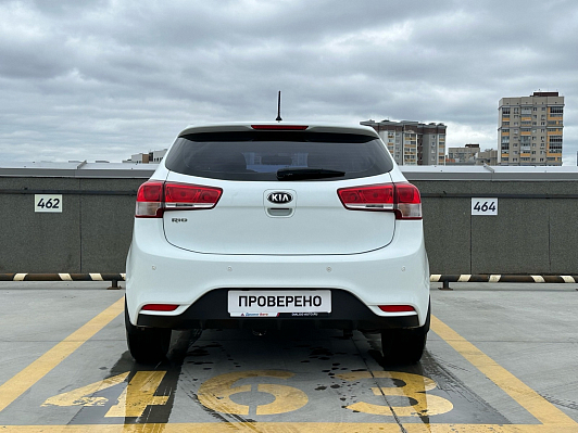 Kia Rio Luxe, 2016 года, пробег 150661 км
