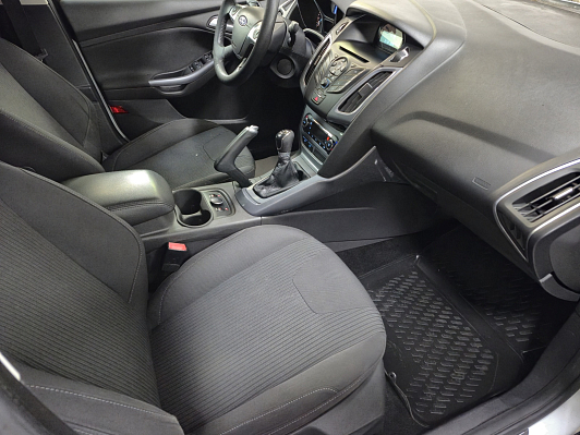 Ford Focus Titanium, 2013 года, пробег 207159 км