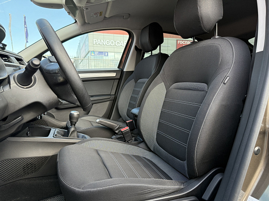 Renault Arkana Drive, 2021 года, пробег 111749 км