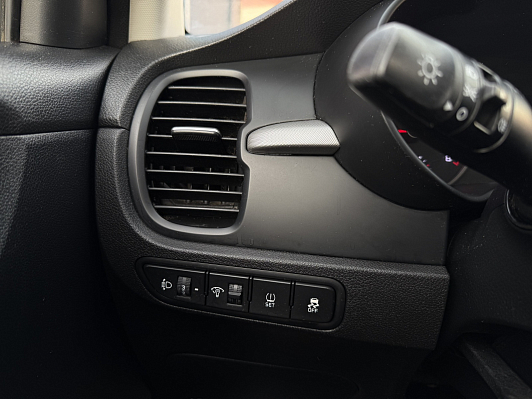 Kia Rio Luxe 2018 FWC, 2018 года, пробег 172000 км
