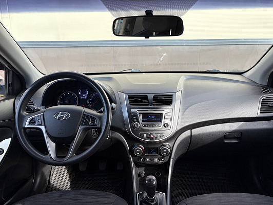 Hyundai Solaris, 2015 года, пробег 249751 км