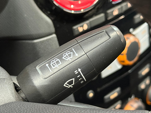 Opel Corsa, 2011 года, пробег 134608 км