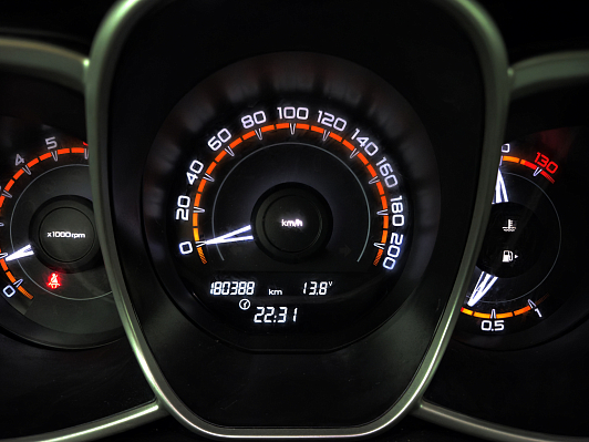 Lada (ВАЗ) Vesta 50 Anniversary, 2017 года, пробег 180384 км