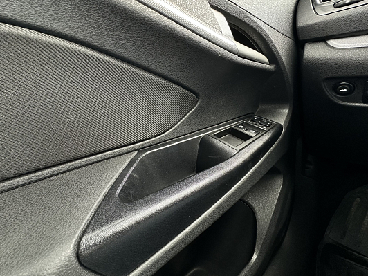 Lada (ВАЗ) Vesta Comfort Image (2018-2019), 2017 года, пробег 71000 км