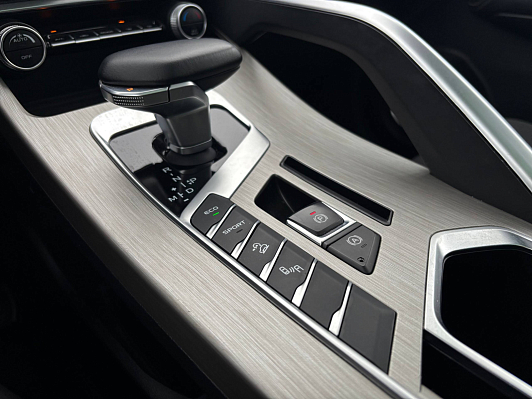 Geely Coolray Luxury, 2023 года, пробег 37755 км