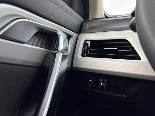 Geely Atlas Standard, 2019 года, пробег 140088 км