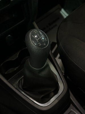 Lada (ВАЗ) XRAY Comfort, 2017 года, пробег 124000 км