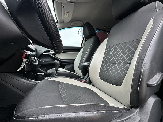 Lada (ВАЗ) Vesta Luxe Prestige, 2018 года, пробег 65000 км