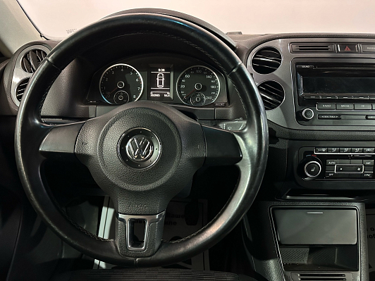 Volkswagen Tiguan Trend&Fun, 2013 года, пробег 302000 км